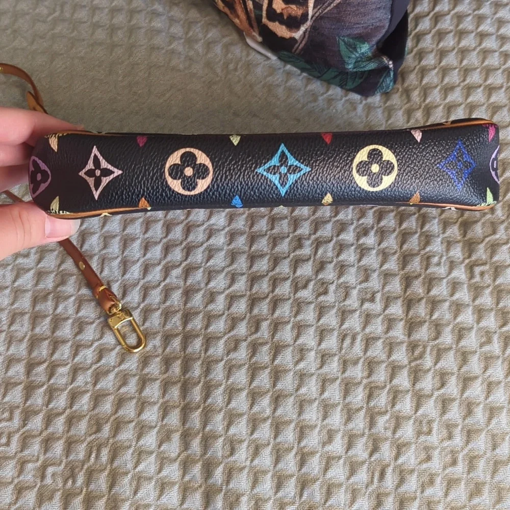 ⚡ FLASH SALE - Louis Vuitton Takashi Murakami Mulit Color Pochette - Picture 9 of 17